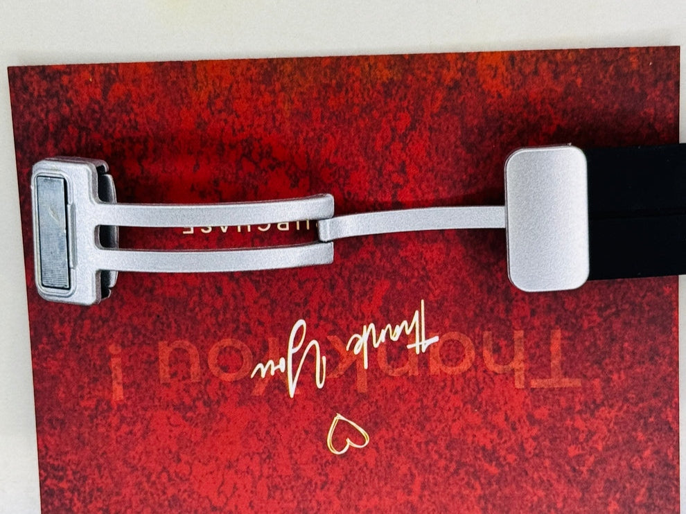 TOMI T-022 Magnet Lock Silicone Straps Tomi Tank Watch