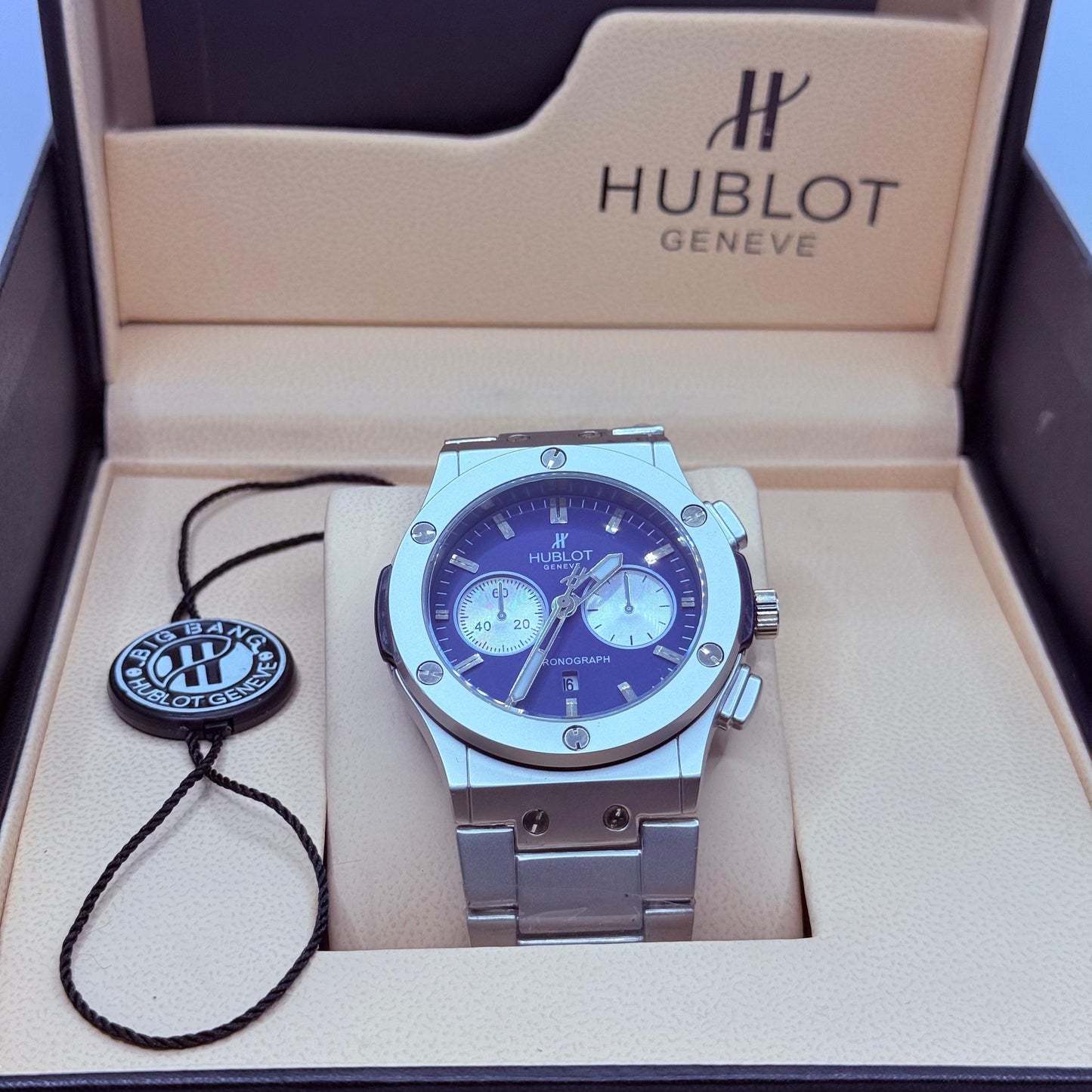 Hublot circle dail blue colour