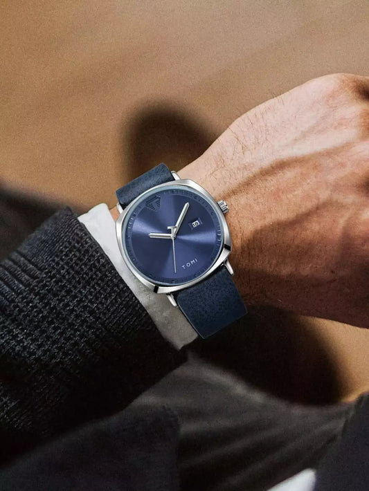 TOMI T-044 Men's Watch Quartz Date Leather Straps